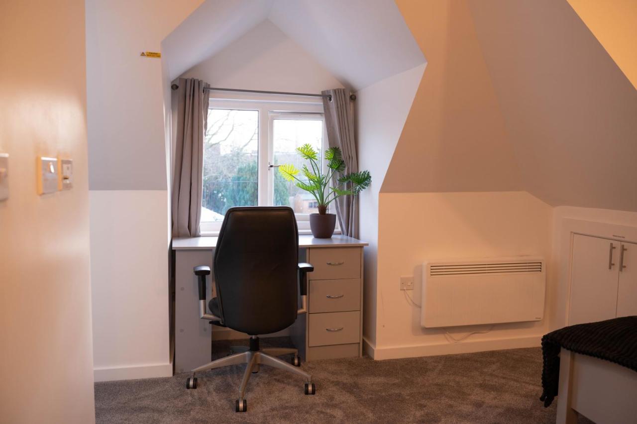 Walnut Flats-F4, 2-Bedroom With Ensuite - Parking, Netflix, Wifi - Close To Oxford, Bicester & Blenheim Palace Kidlington Exteriör bild